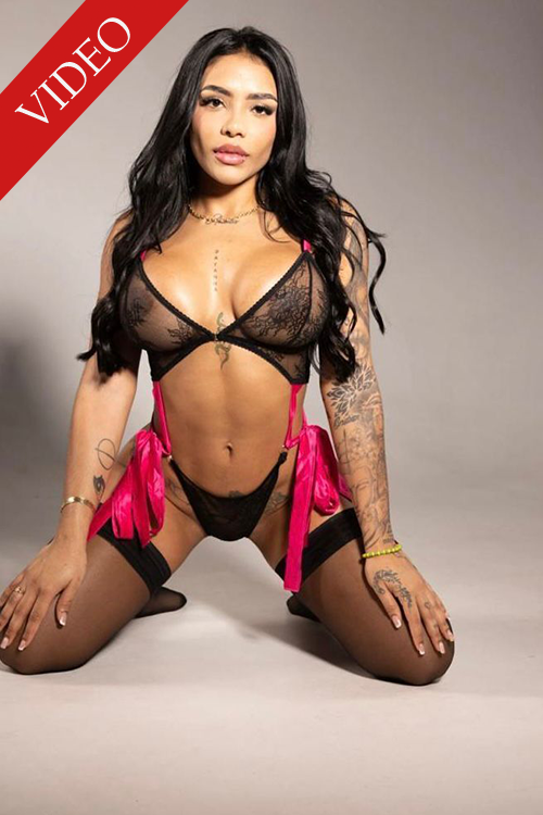 Escort Ibiza - SOFIA - Ibiza Tops